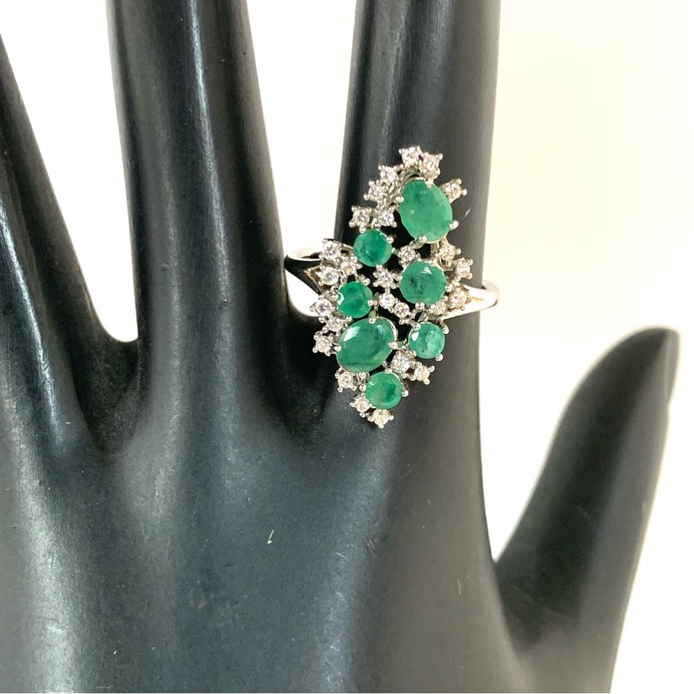 STERLING SILVER 925 GENUINE EMERALD AND CUBIC ZIRCONIA COCKTAIL RING (7) - Picture 9 of 16
